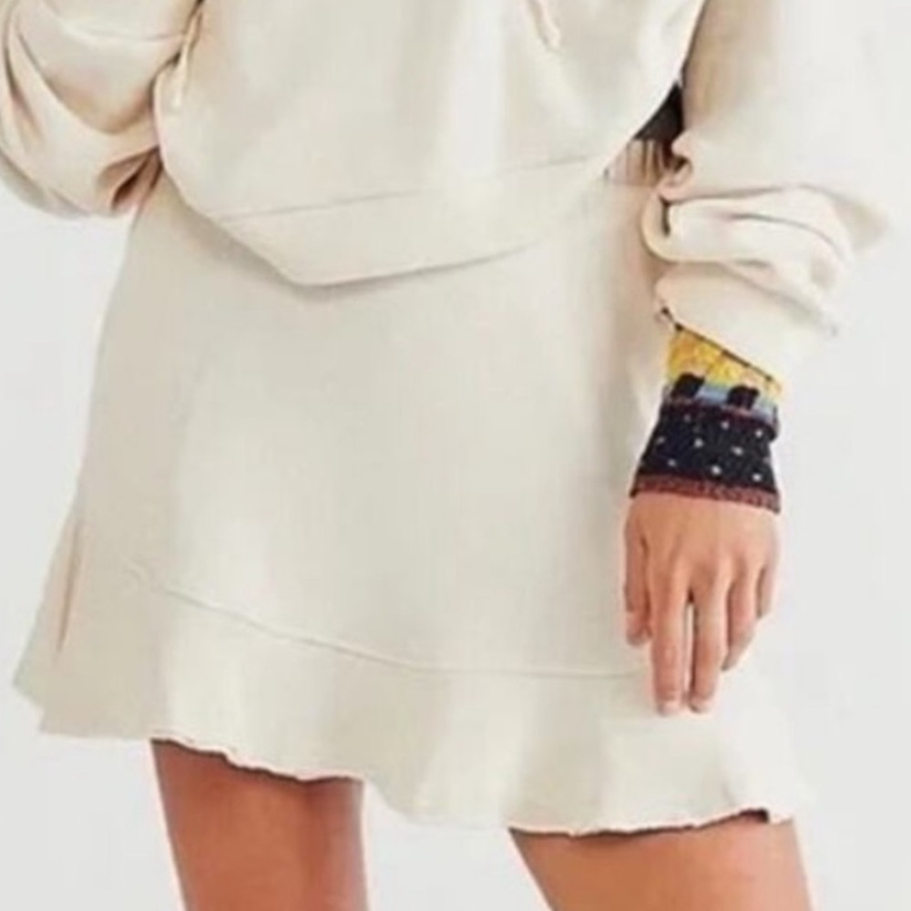 Free People FP Beach social cotton knit ruffle mini  skirt size small cream